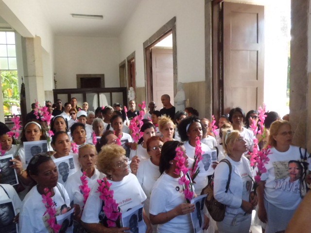 Un domingo con las Damas: Exigiendo los DDHH en Cuba